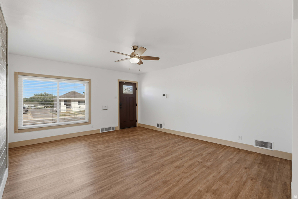 1116 LIBERTY AVE photo 4