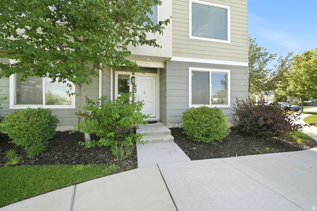 662 W KOINS WAY photo 3