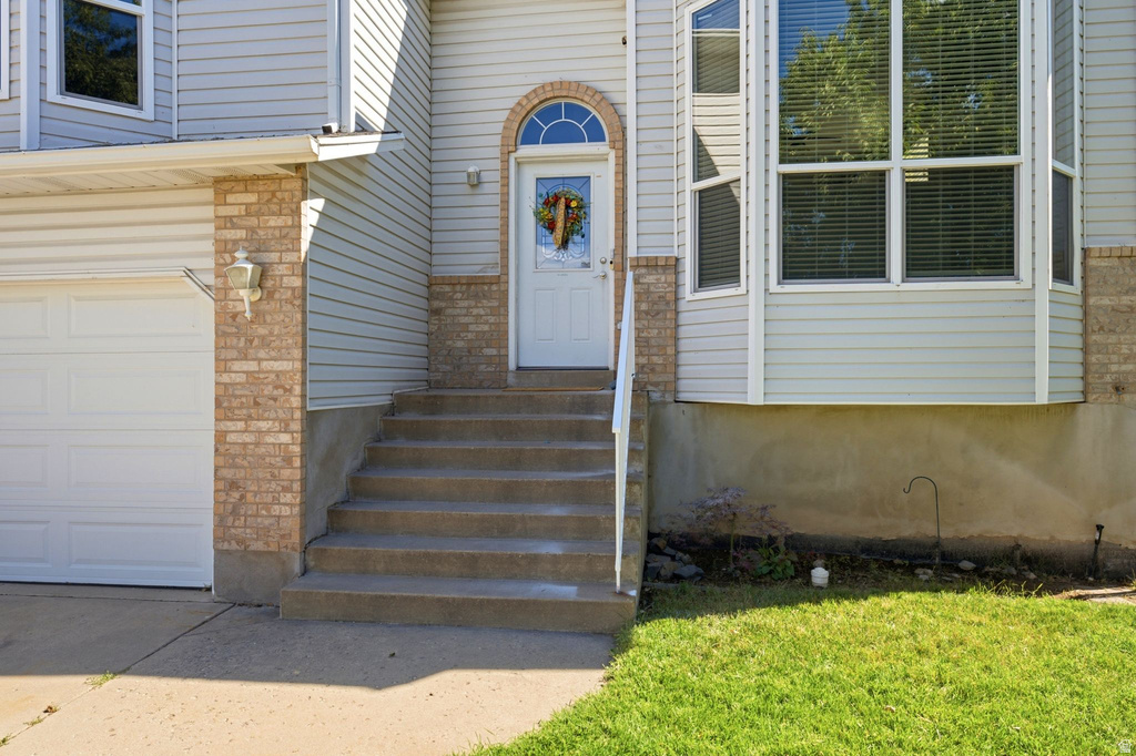 4660 S 1025 E photo 4
