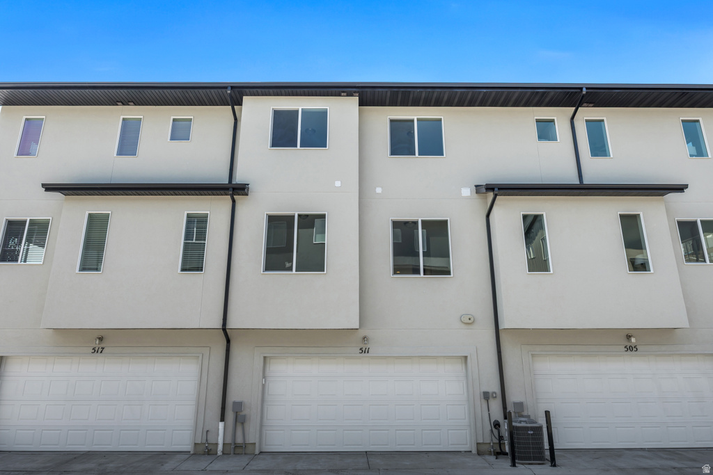 511 S 720 W photo 2