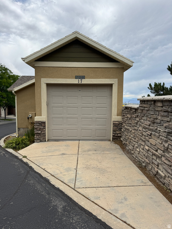 14478 S ROCKMONT DR photo 3