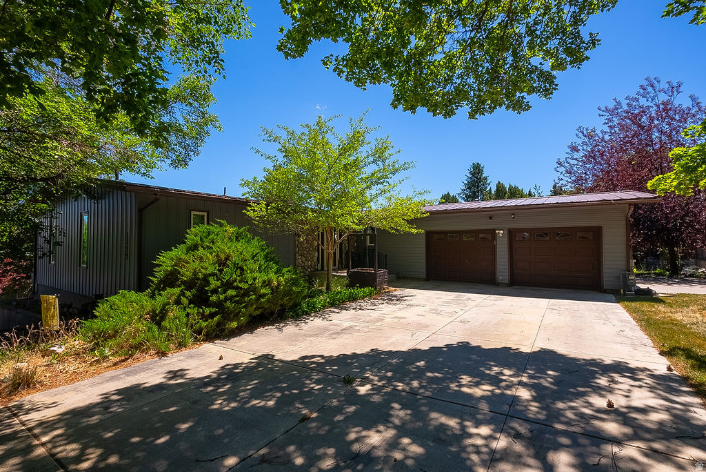 1255 CHOKECHERRY DR photo 3