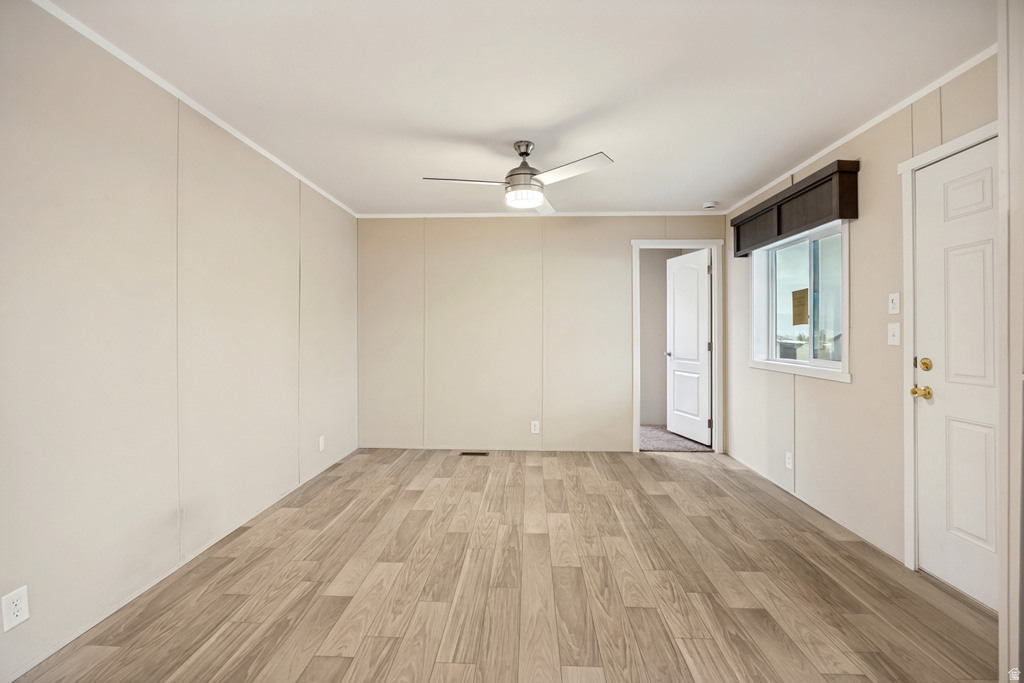 142 CUSHING WAY photo 4