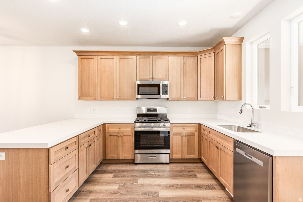 1062 S 2740 E photo 4