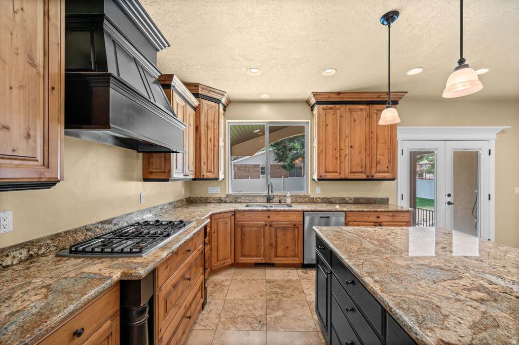 3480 E MACINTOSH CIR photo 2