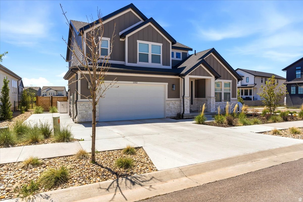 1352 SNOWBERRY CIR photo 2