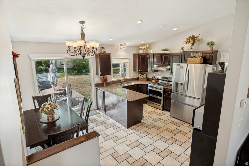 2425 E VIEW DR photo 5