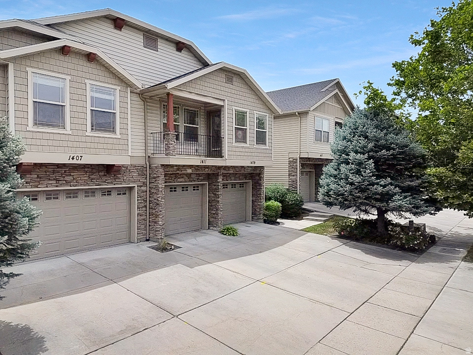 1409 W STONE MEADOW S DR photo 2