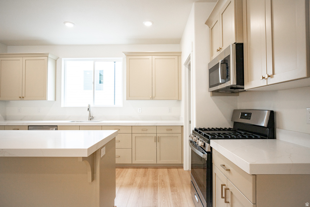 1225 E 1600 S photo 3