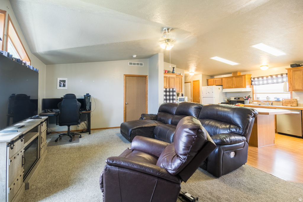 404 W 2100 S photo 2