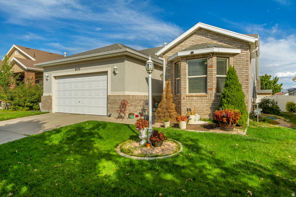 8433 S 6465 W photo 2