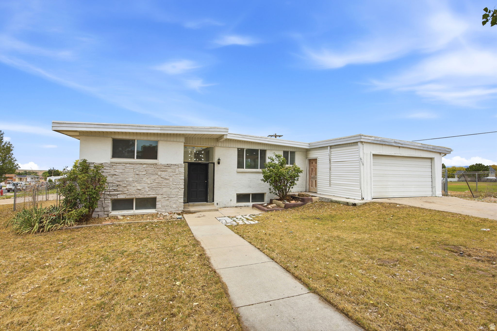 8240 W 3475 S photo 3