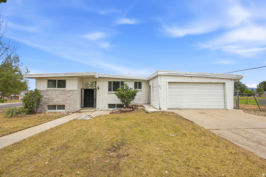 8240 W 3475 S photo 4