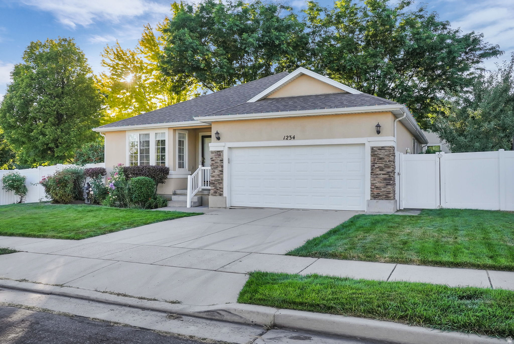 1234 W OAKRIDGE N DR photo 2