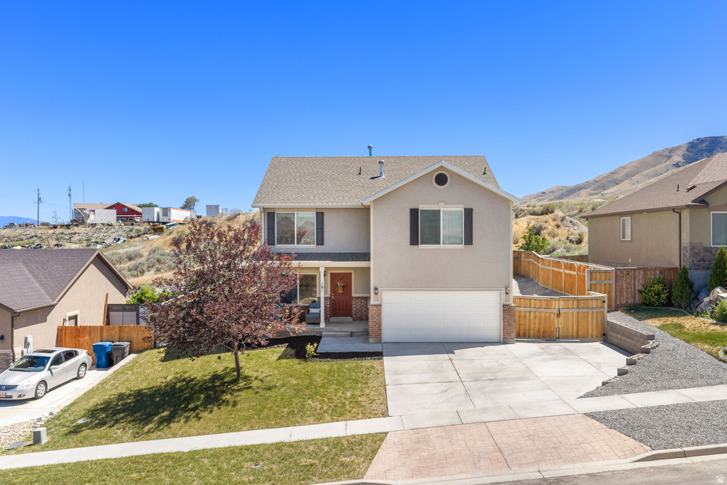 181 W CARACARA ST photo 4