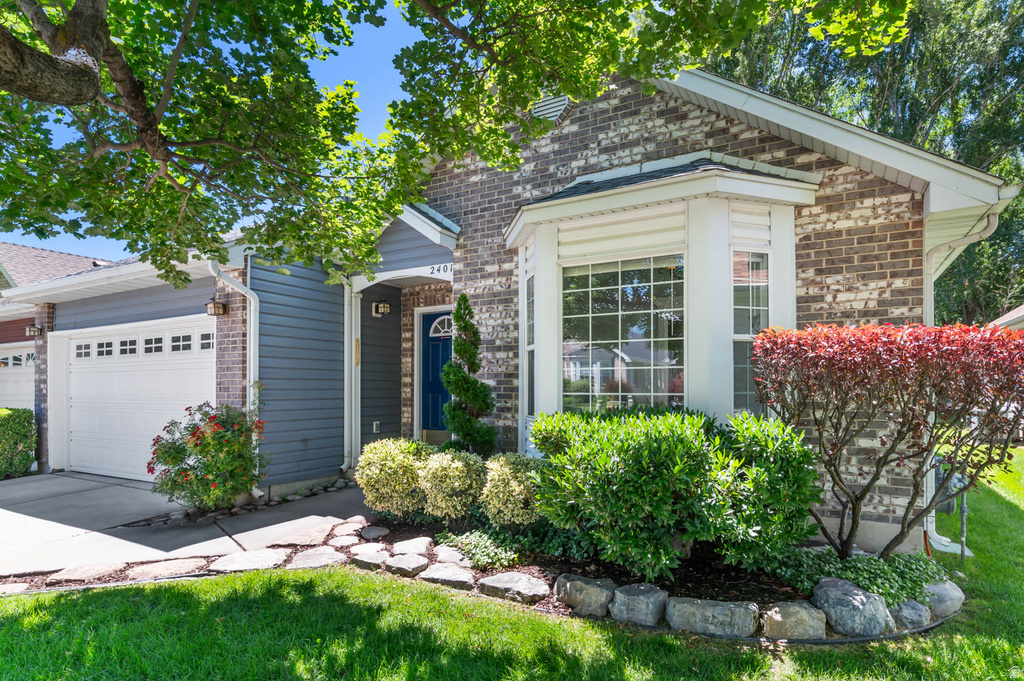 2401 W 360 N photo 3