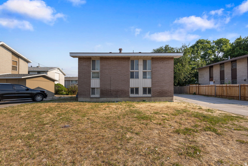 477 W 1800 N photo 2
