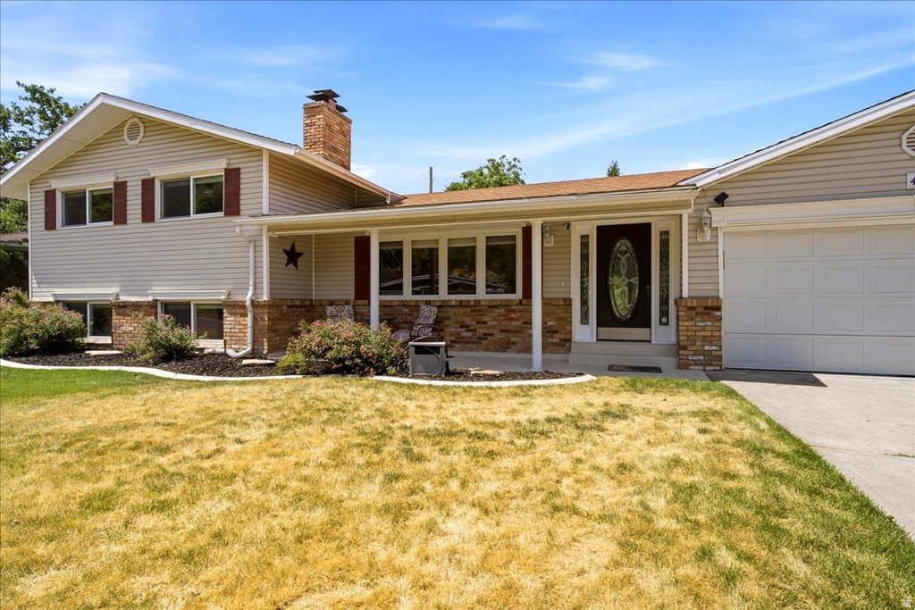 4107 S COLLEGE DR photo 2