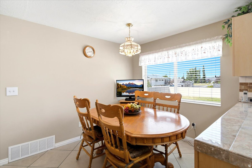 2626 W 1700 N photo 3