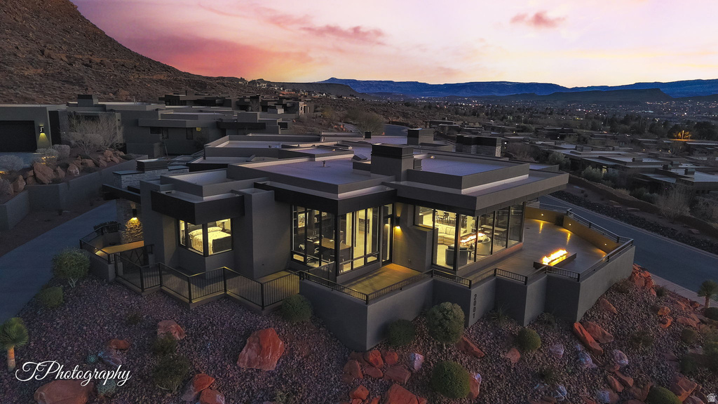 2001 W GRAYHAWK W CIR photo 2