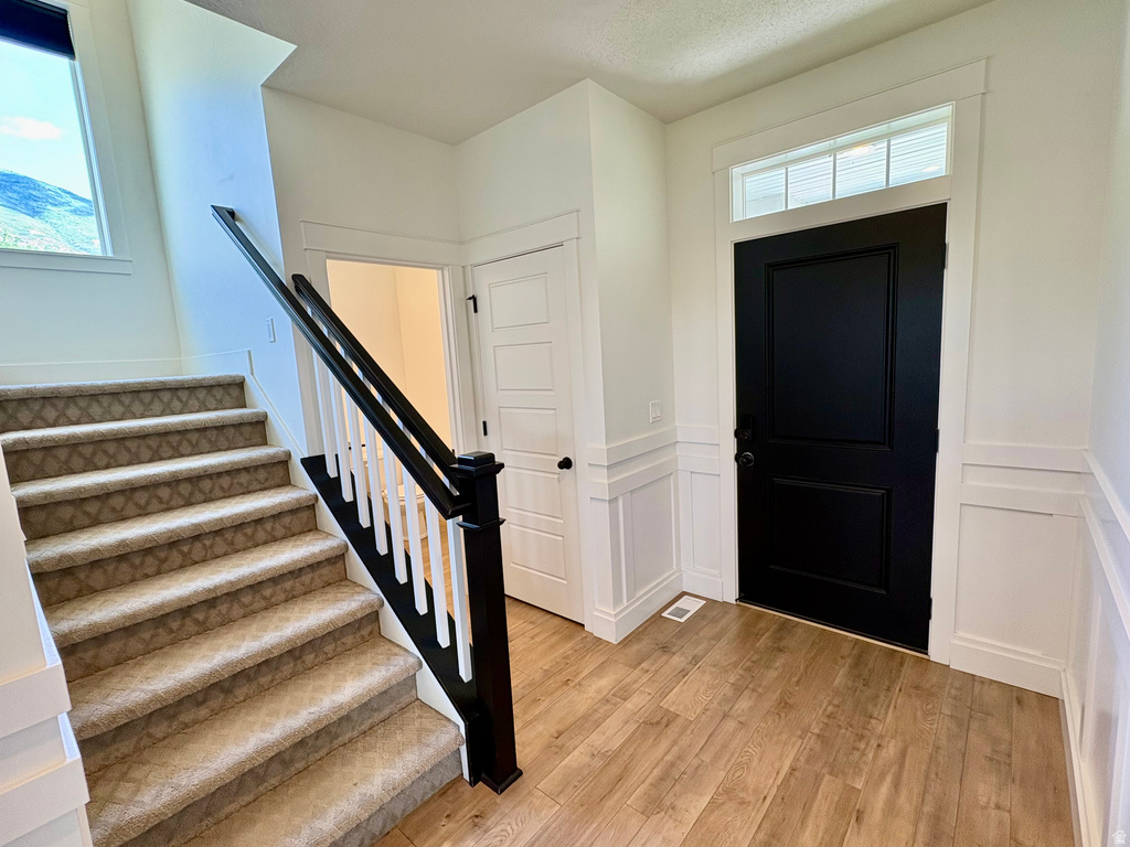104 W GLENNA WAY photo 3