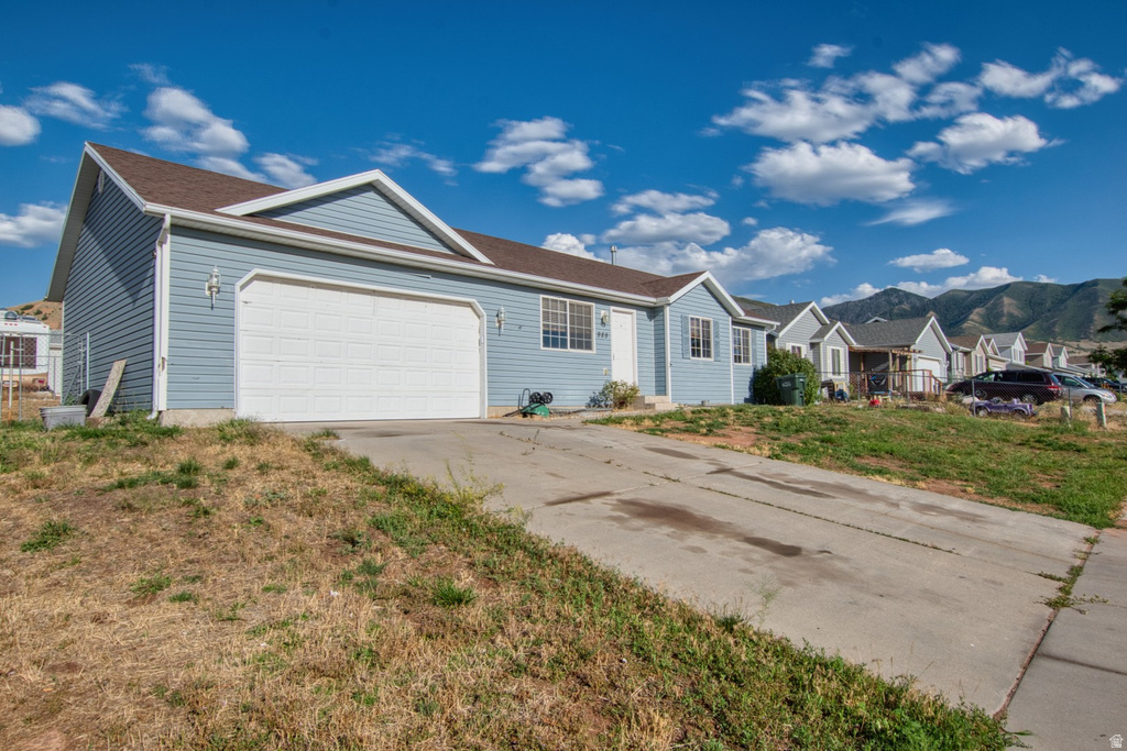 989 S 1010 W photo 2