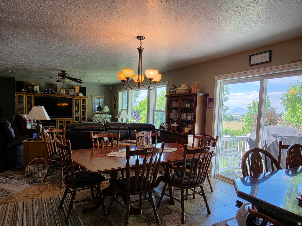 335 E 100 N photo 5