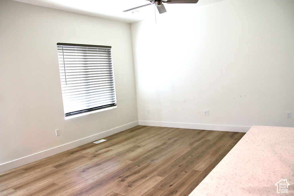884 N GLEN EAGLE photo 3