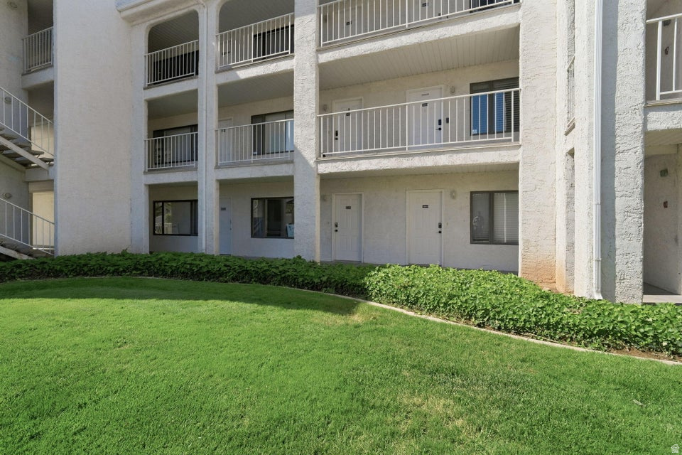 1845 W CANYON VIEW DR photo 4