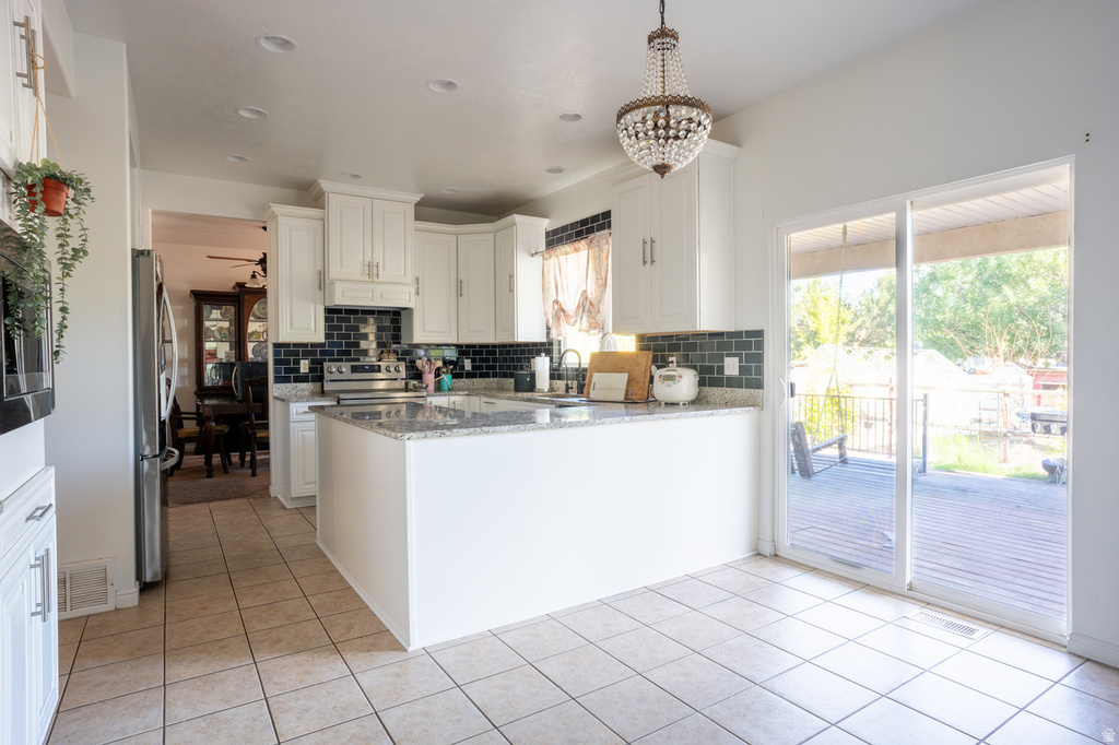223 W NAUTICAL DR photo 4