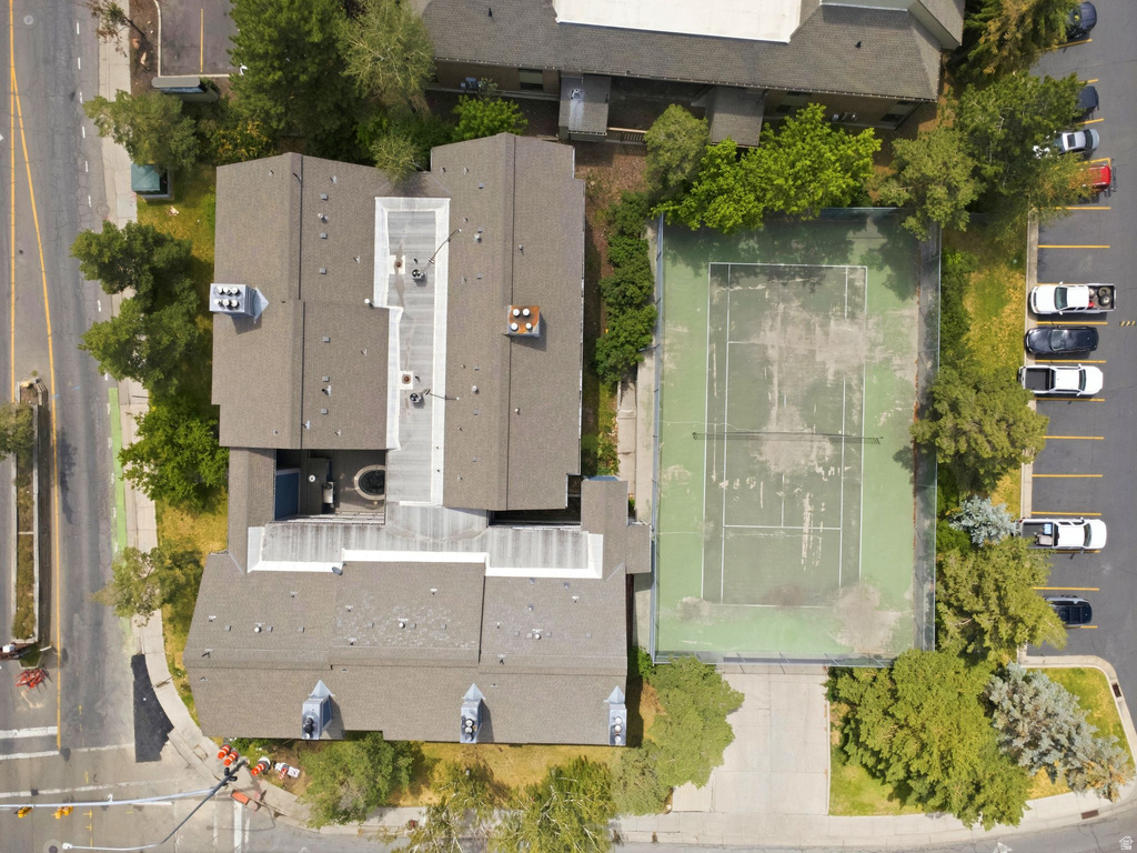 1525 PARK AVE photo 4