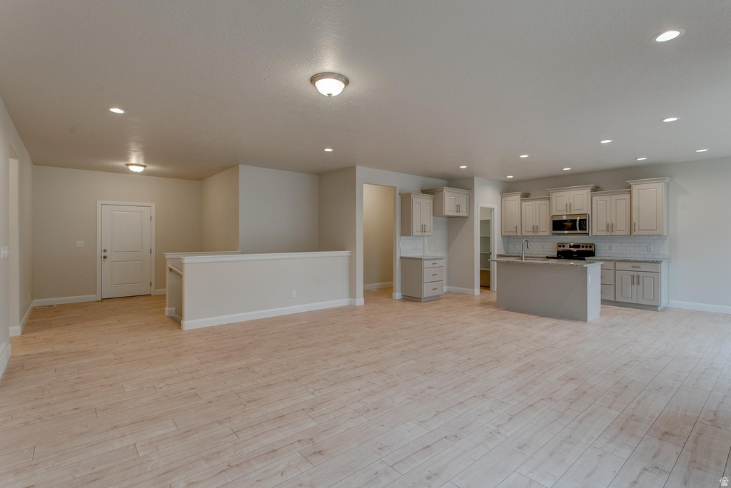 1657 S SAGEBERRY DR photo 3