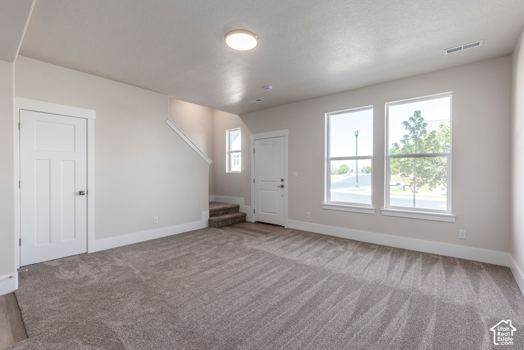 1056 S 2740 E photo 5