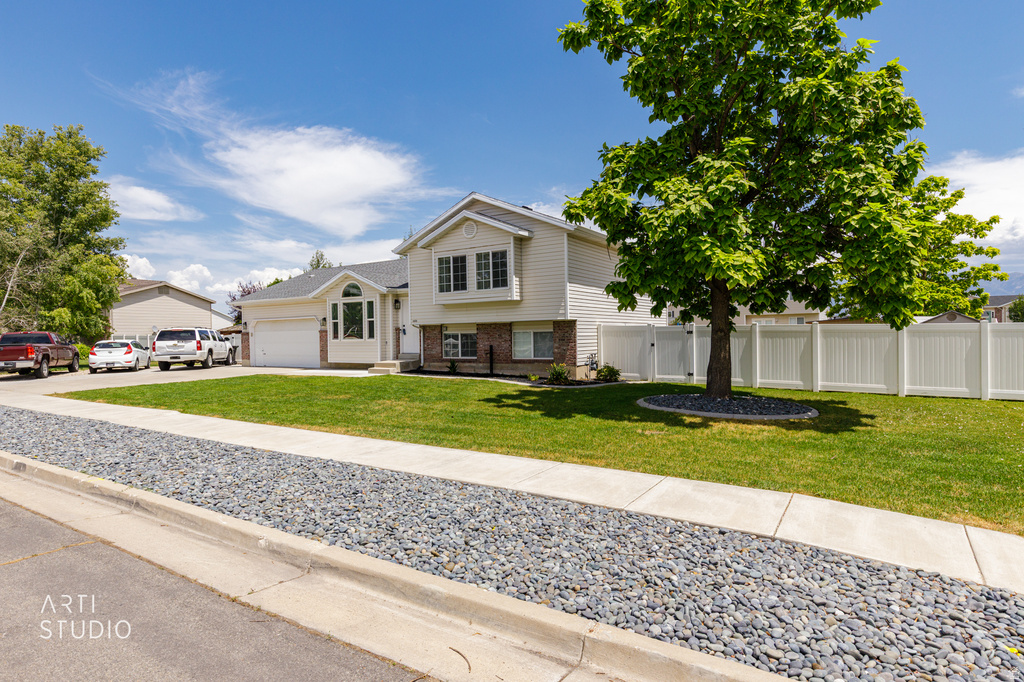 2373 S 2940 W photo 2