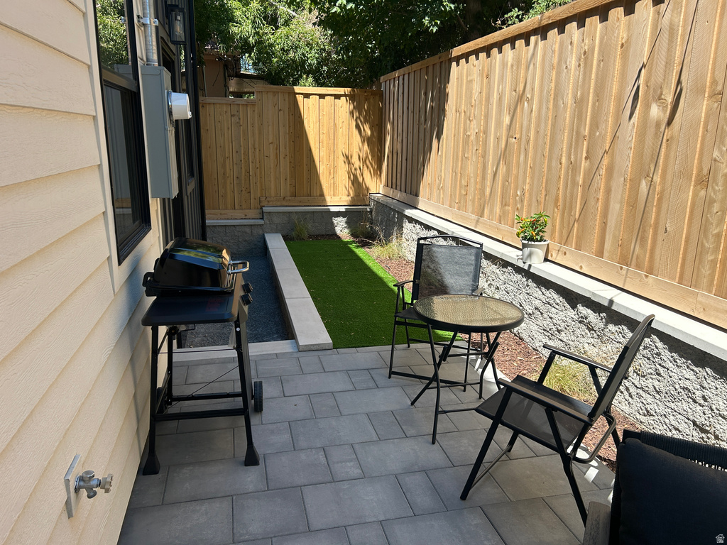 571 S Mcclelland St — photo 34