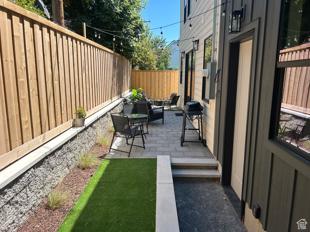 571 S Mcclelland St — photo 33