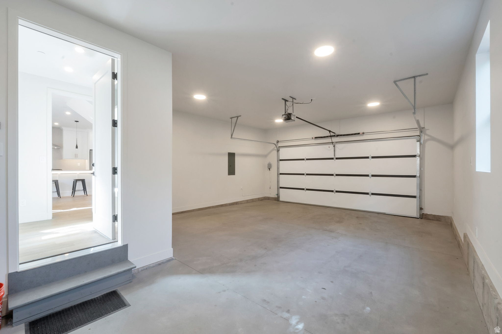 571 S Mcclelland St — photo 10
