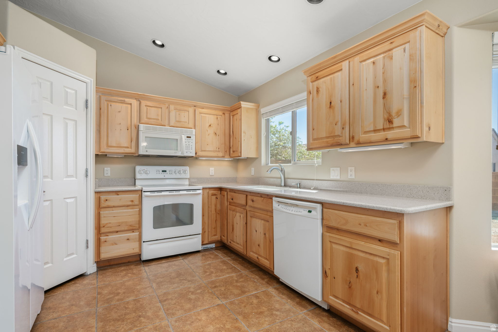 4226 HAMLET HILL DR photo 5