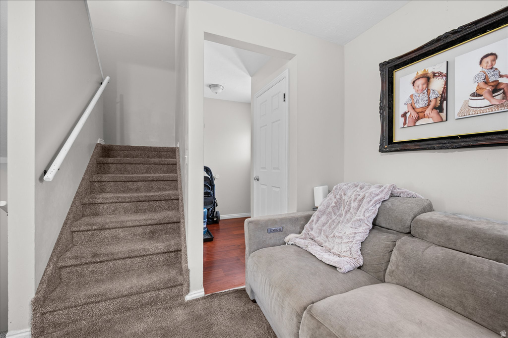 1554 S MONROE E photo 4