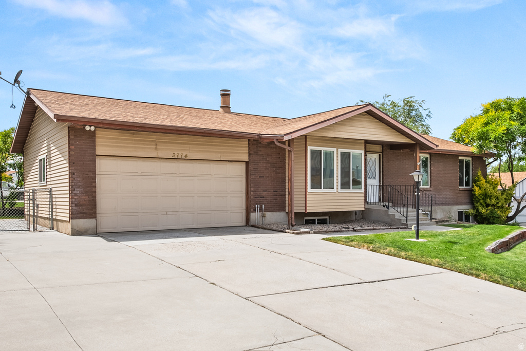 3774 S Marsha Dr — photo 2