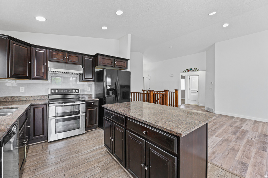5355 W HALTON LN photo 2