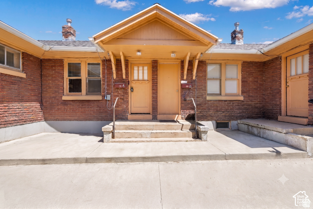 2122 MONROE BLVD photo 4
