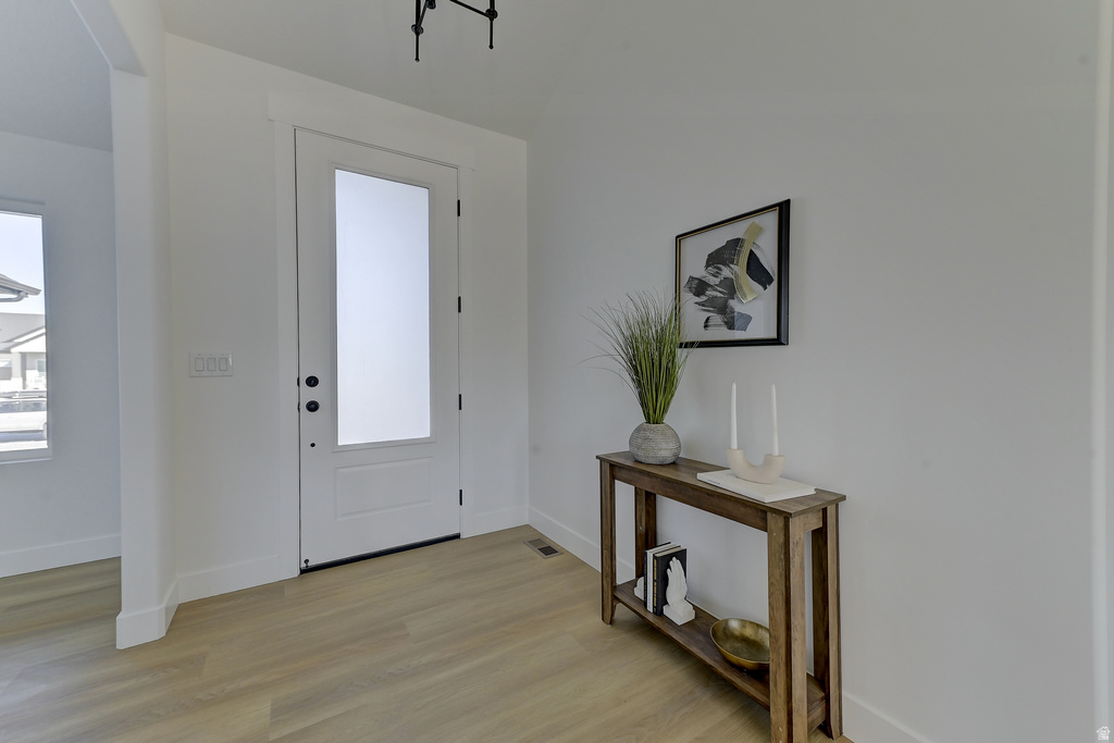 780 S CHANCELOR WAY photo 2