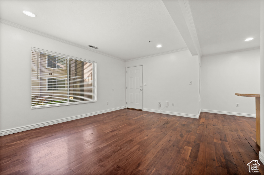 857 W COLUMBIA LN photo 3