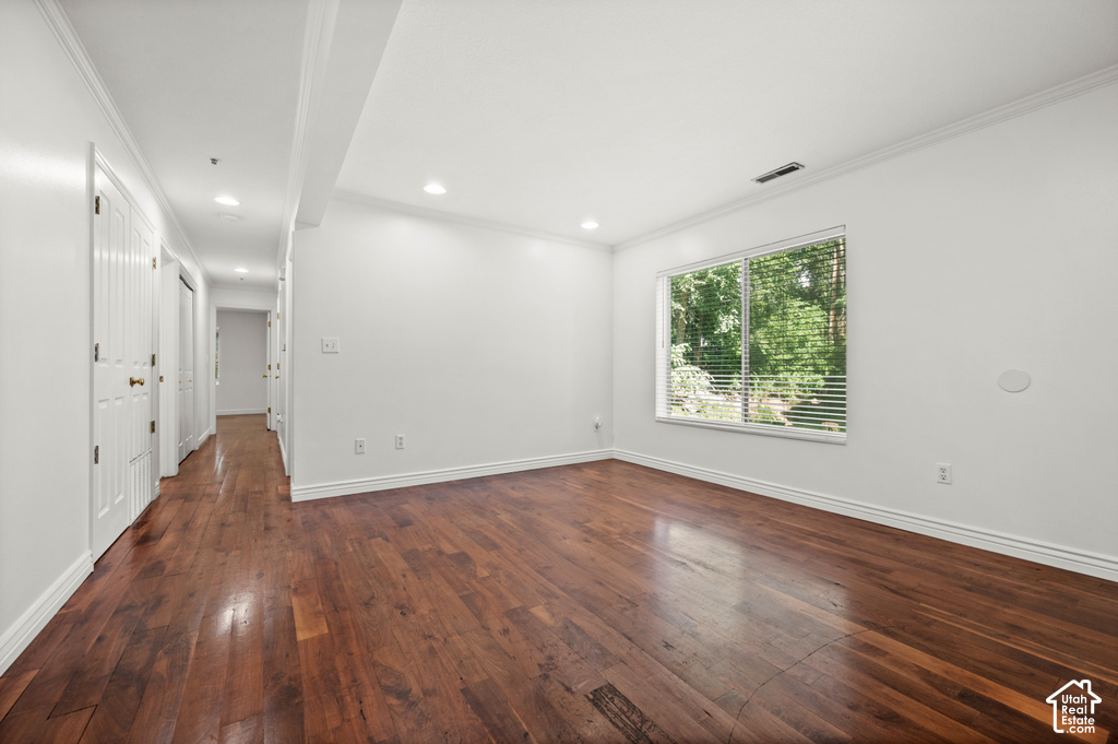 857 W COLUMBIA LN photo 2