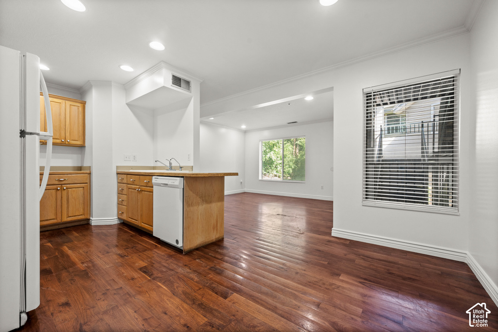 857 W COLUMBIA LN photo 5