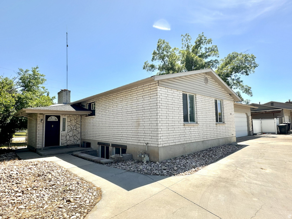 979 W 1700 N photo 3