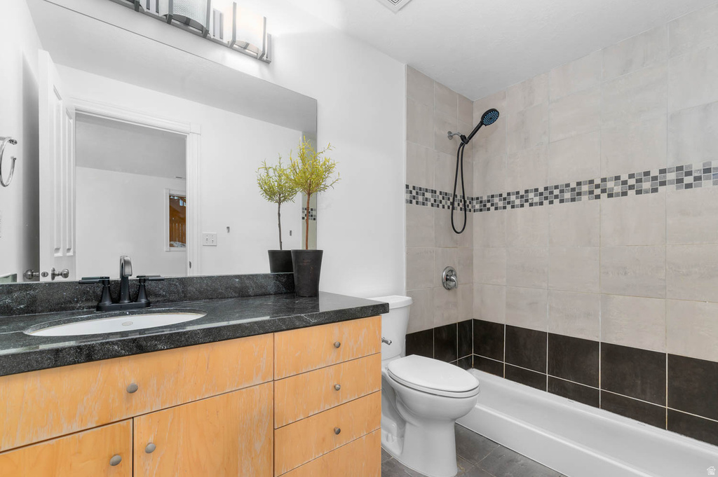 1675 E Prescott Dr — photo 43