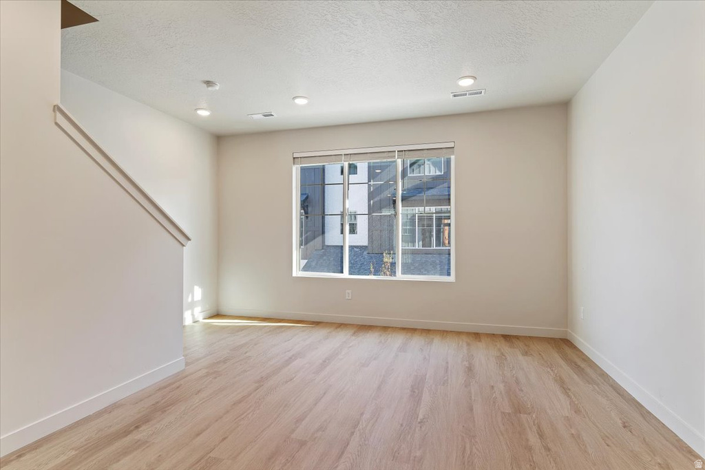 1154 N MERIDIAN W LN photo 3