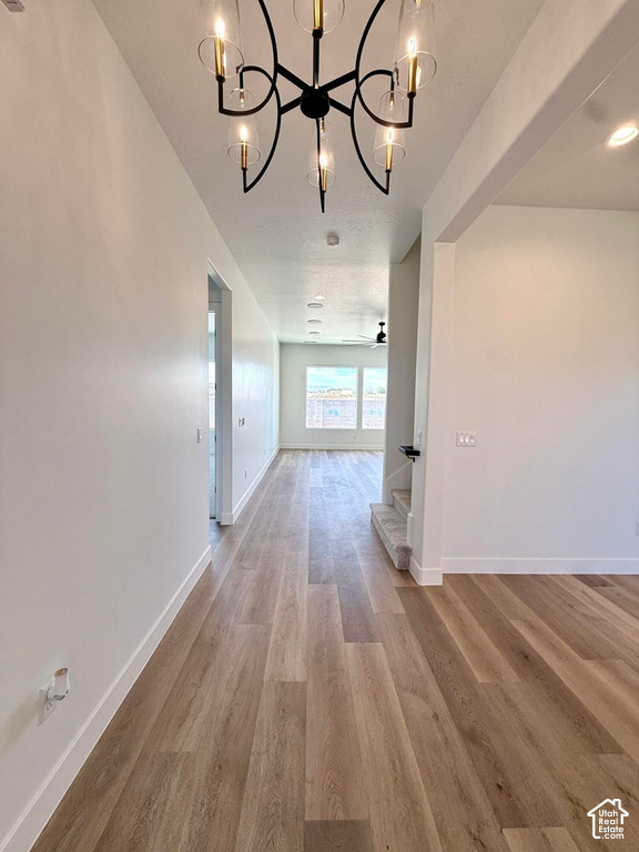 2604 E SUNIVA WAY photo 2